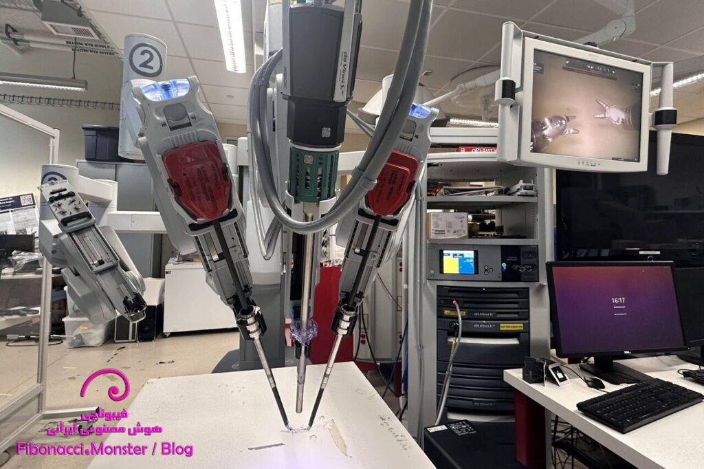 ربات SRT-H جراح